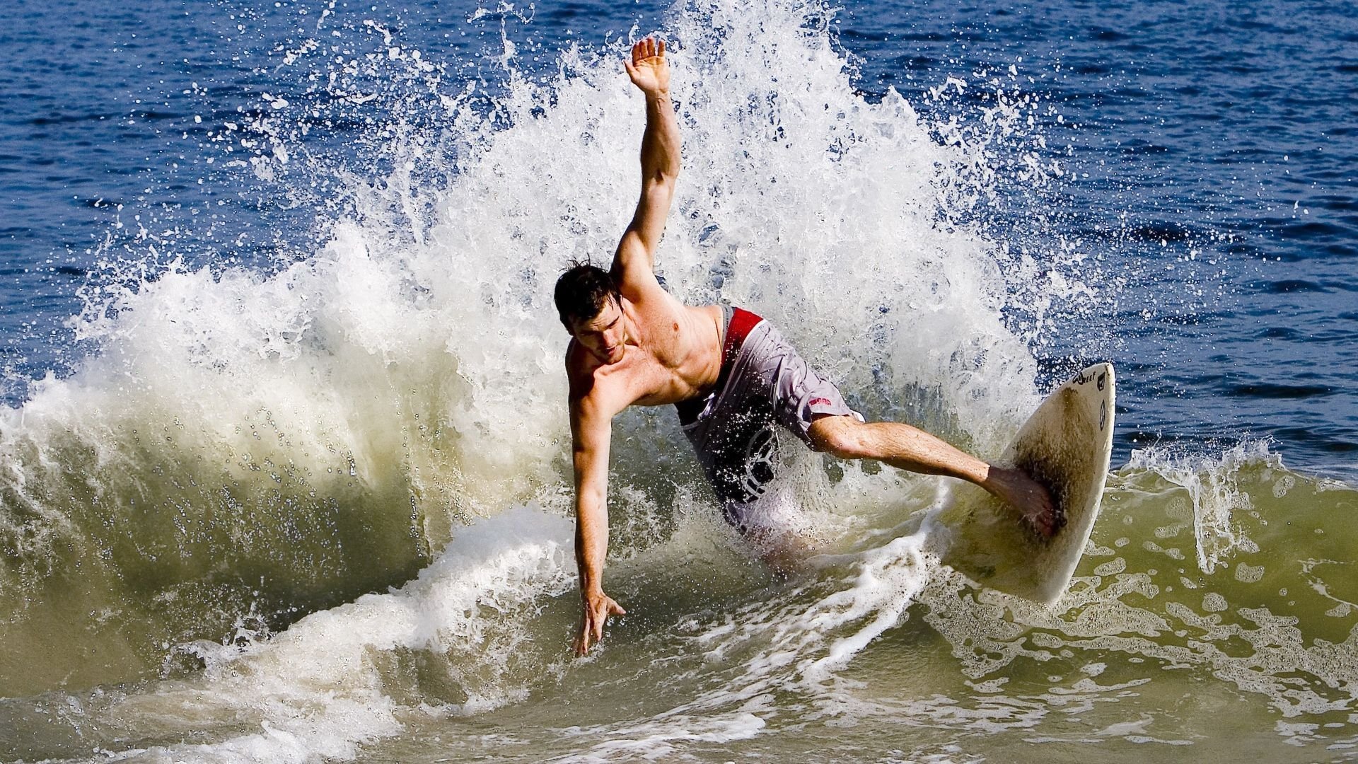 国际奥委会鼓励各国推动冰雪运动普及，国际冰雪委员会